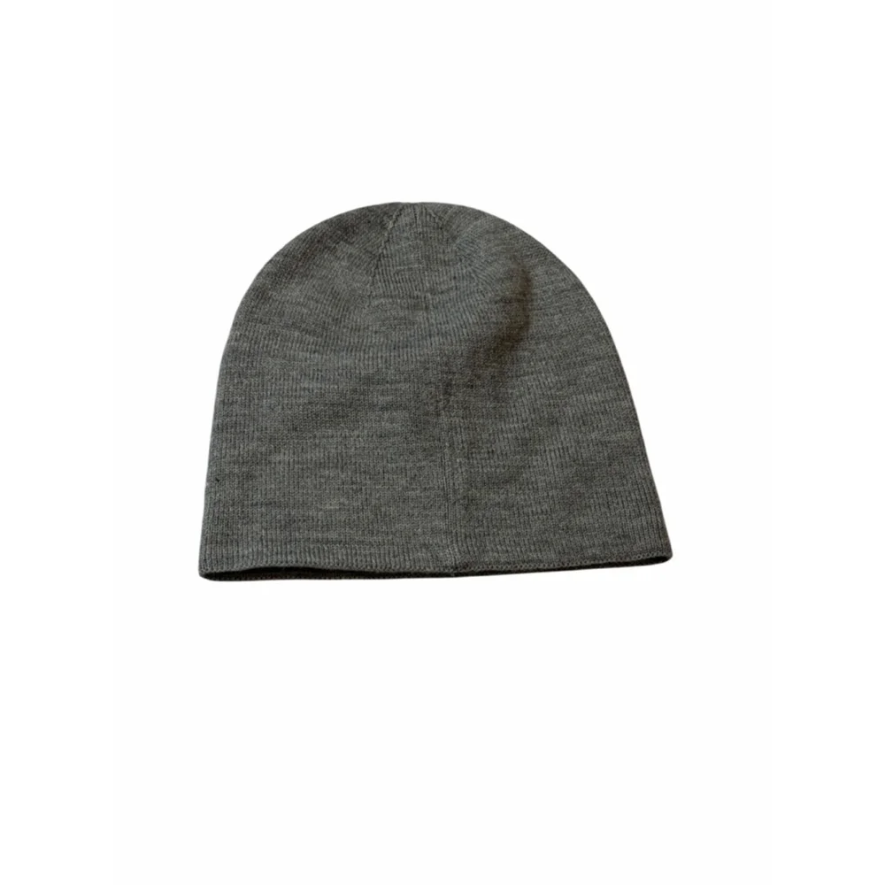 Kate Spade Gray Wool Blend Beanie Hat Black Spade Logo Minimalist Winter